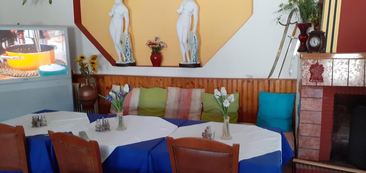Pame Pantheos Hotel Kamena Vourla Ngoại thất bức ảnh